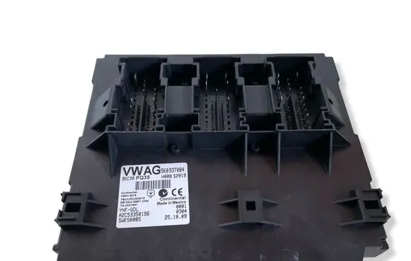 Volkswagen Golf VI Comfort/convenience module 5K0937084 A2C53350196 5WK50085
