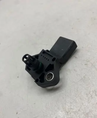 Volkswagen PASSAT B6 Air pressure sensor 0281002399 038906051b