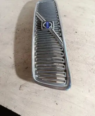 Volvo V70 Front grill 8659875