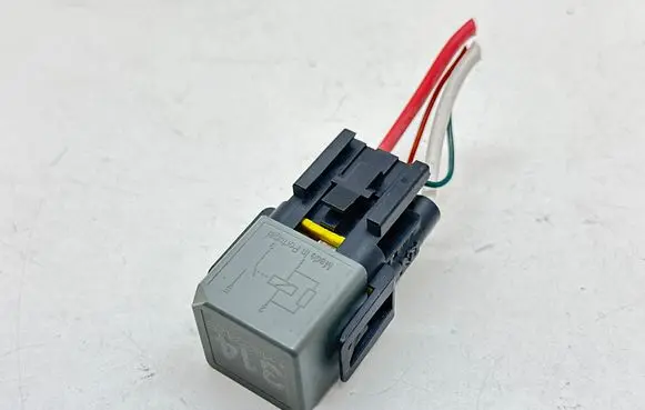 Citroen C3 Other relay 9805925780