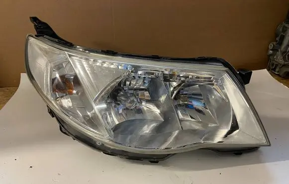 Subaru Forester SH Headlight/headlamp