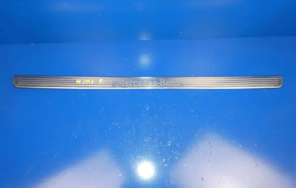 Mercedes-Benz C AMG W204 side skirts sill cover 
