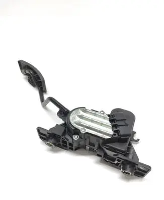 Mitsubishi Grandis Accelerator throttle pedal APM30005