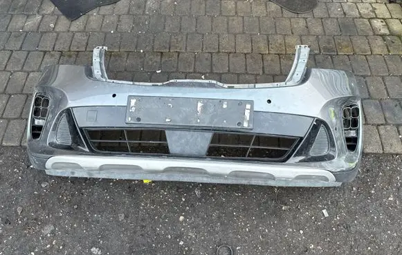 KIA Sorento Front bumper