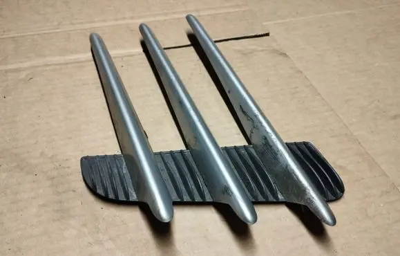 Chrysler Crossfire Fender grill A1938810211