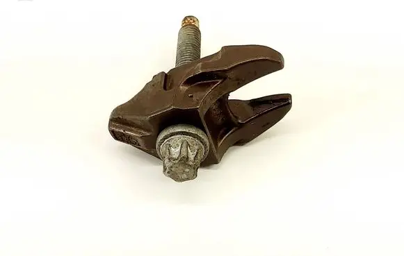 Ford C-MAX II Fuel Injector clamp holder