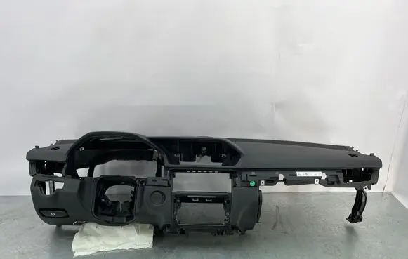 Mercedes-Benz E W212 Dashboard 2126802387