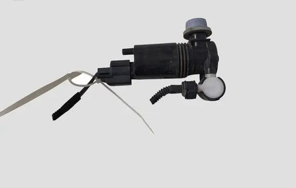 Volvo V40 Windscreen/windshield washer pump 140826C 1026840