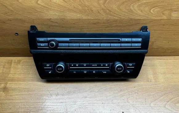 BMW 5 F10 F11 Climate control unit 9249697 0000665639 900252630015