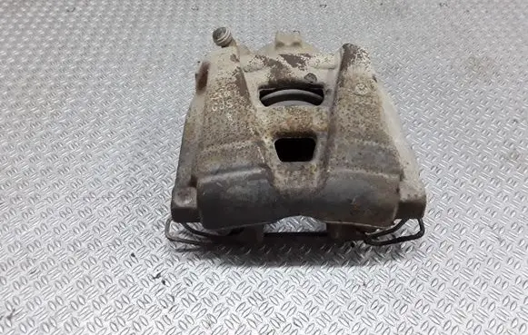 Volkswagen PASSAT B7 USA Front brake caliper