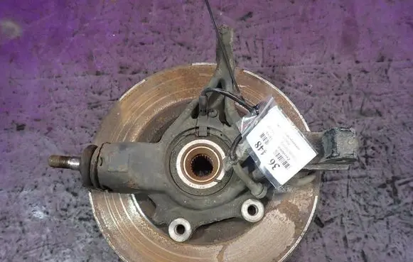 Citroen Berlingo Front wheel hub spindle knuckle 