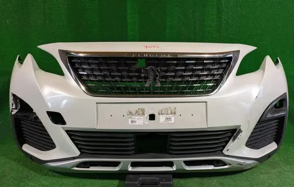 Peugeot 3008 II Front bumper