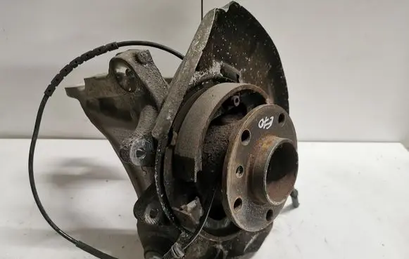 BMW X5 E70 Rear wheel hub 6770984