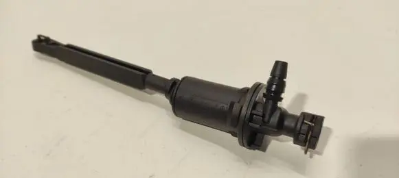 Opel Vivaro Clutch master cylinder 8200031239 91165692