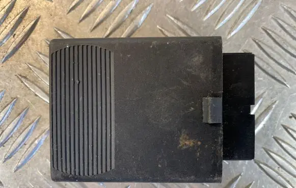 Mercedes-Benz Vito Viano W638 Other relay 0165452332