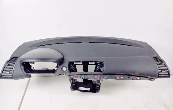BMW 1 E81 E87 Dashboard 9529668