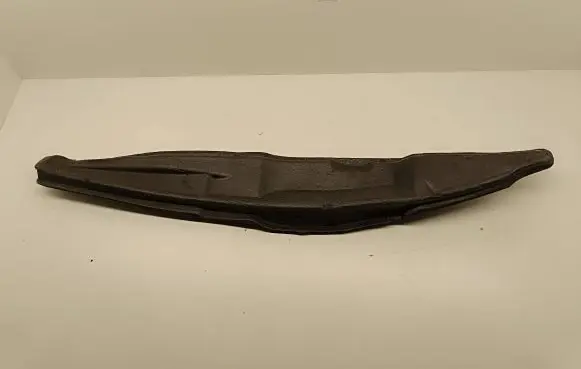 Chrysler Pacifica Fender foam support/seal 68225862A T111392