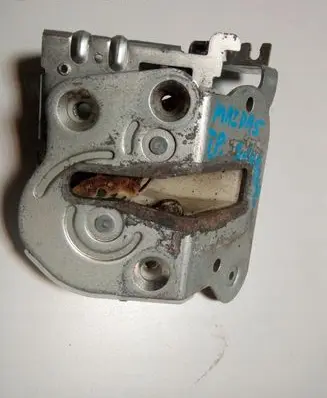 Mazda 5 Sliding door lock 