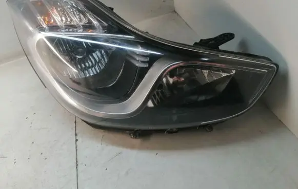 Hyundai ix20 Headlight/headlamp 13013 13014