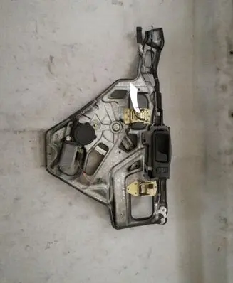 Land Rover Range Rover P38A Rear door window regulator with motor
