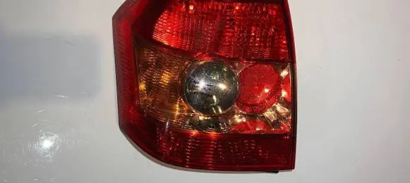 Toyota Corolla E120 E130 Rear/tail lights 8155002300 V259BR 2303051507