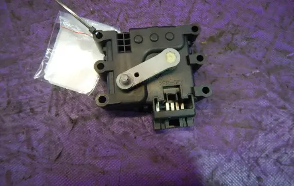 A/C air flow flap actuator/motor