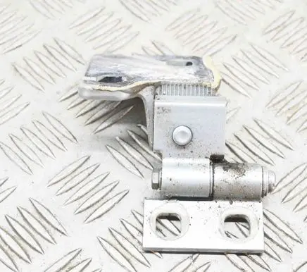 BMW 6 E63 E64 Front door upper hinge 7072670