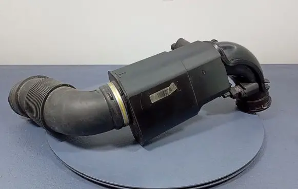 BMW 2 F44 Air intake hose/pipe 8675263