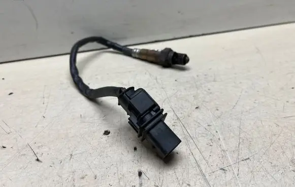 BMW 1 E81 E87 Lambda probe sensor 1928404682