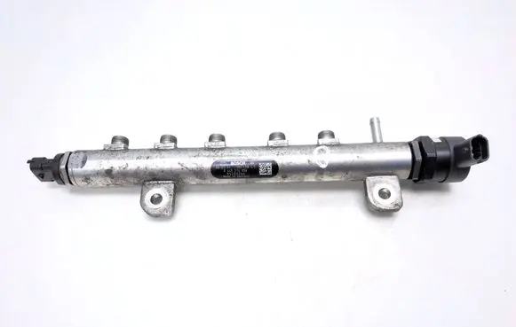 Opel Astra H Fuel main line pipe 55200266 0445214056 0281002507