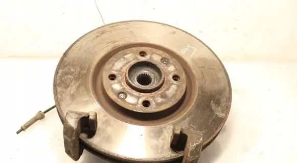 Peugeot 5008 Front wheel hub spindle knuckle