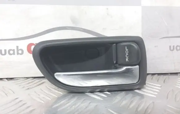 Subaru Legacy Rear door interior handle