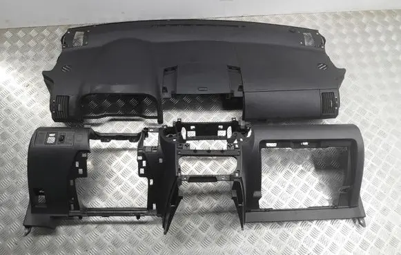 Toyota Corolla Verso AR10 Dashboard