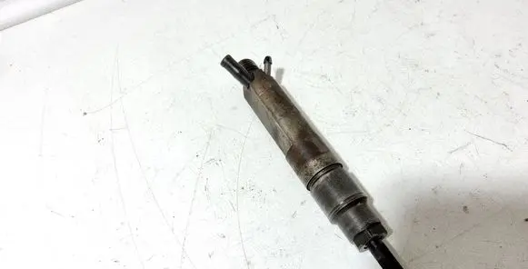 Volkswagen Golf IV Fuel injector 038130202A 0432193595
