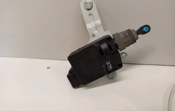 Hyundai Santa Fe Tailgate boot lock/latch motor 