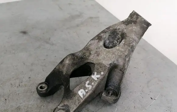 Audi A5 8T 8F Engine mounting bracket 8K0199307BP
