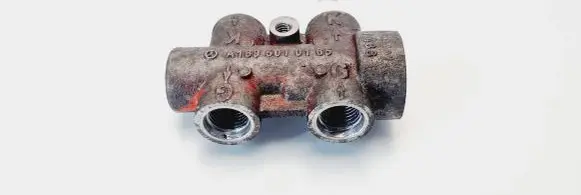 Mercedes-Benz B W245 Thermostat A1695010165