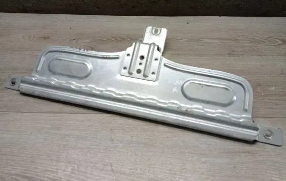 Volvo XC90 Battery bracket 8697005