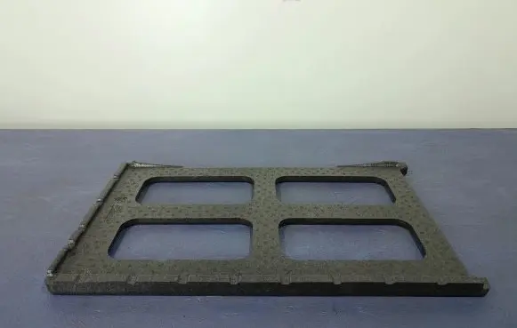 Audi Q7 4M Trunk/boot lower side trim panel 4M0863470B