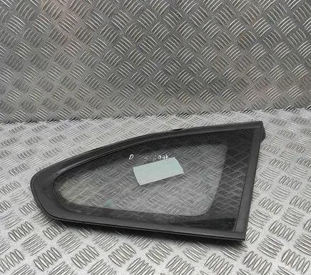 BMW X1 F48 F49 Rear side window 7349648