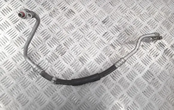 Ford Maverick Air conditioning (A/C) pipe/hose