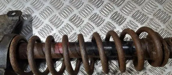 Audi 80 90 S2 B4 Rear coil spring 
