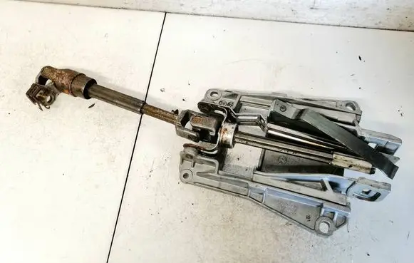 Citroen C5 Steering wheel axle 547864c