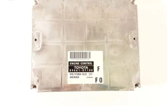 Toyota Corolla Verso AR10 Engine control unit/module 896610F100 MB1758007625