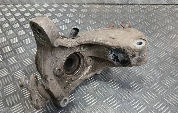 Volkswagen PASSAT B6 Front wheel hub spindle knuckle