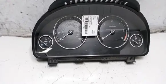BMW 5 F10 F11 Speedometer (instrument cluster) 1756930 1044663 40039801