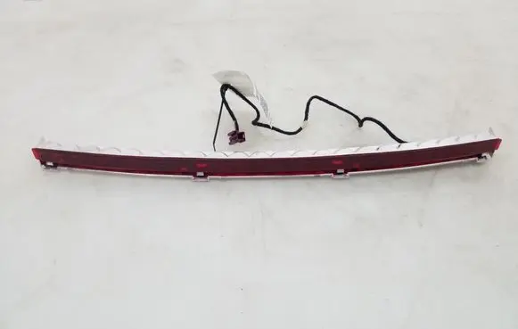 Mercedes-Benz E W212 Third/center stoplight A2048200056