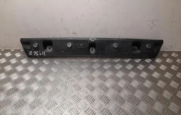 BMW 4 G22 G23 G24 G26 Rear bumper mounting bracket 7490723