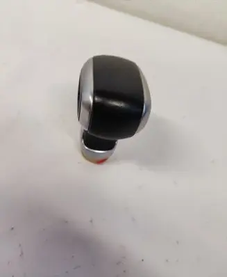 Citroen C4 Cactus Gear lever shifter trim leather/knob 981189177A