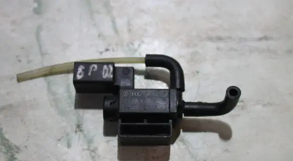 Audi A3 S3 8P Turbo solenoid valve 037906283C